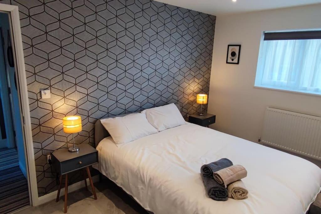 Comfortable 1 Bed Flat With Air Con Borehamwood Exterior photo